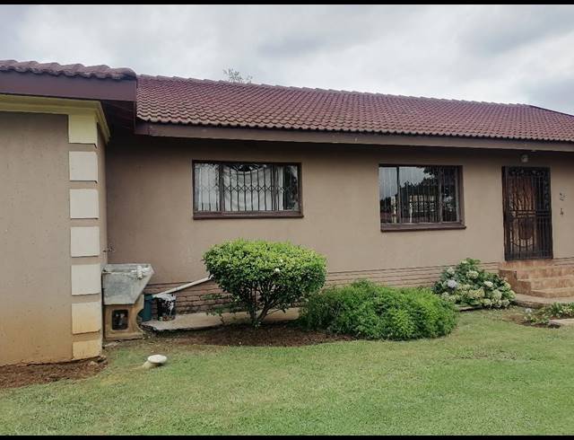 4 bed property to rent in KIBLER PARK